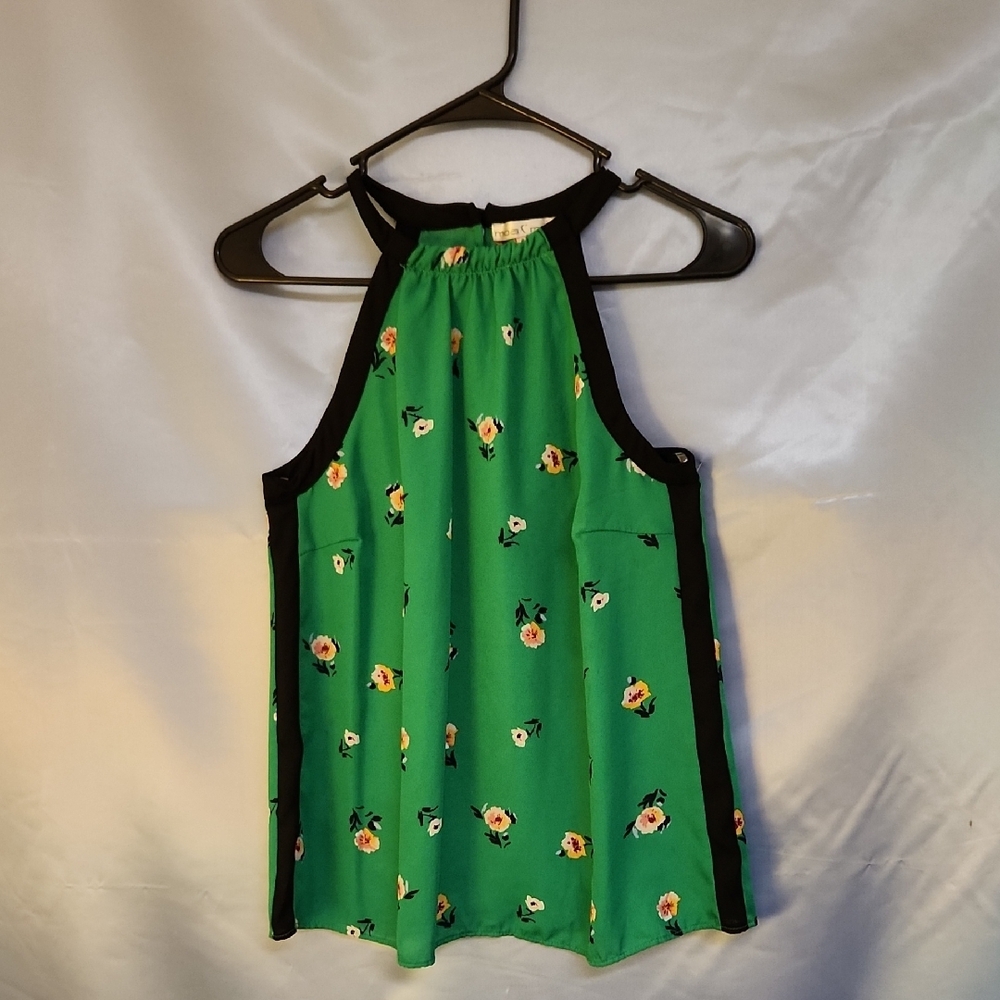 Vibrant Moa Moa Green Floral Top with Black Trim Sz Xs
